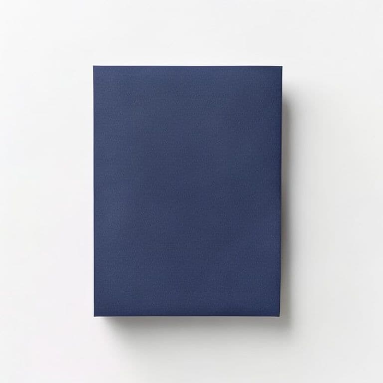 Ramette de papier bleu marine